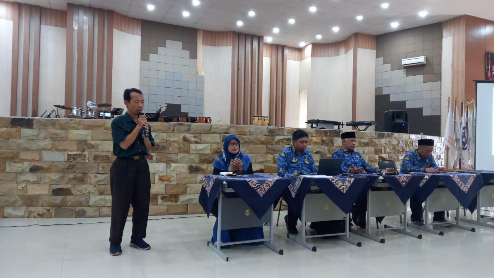 Sosialisasi Sistem Penerimaan Murid Baru (SPMB) SMA, SMK, SLB Provinsi Jawa Barat